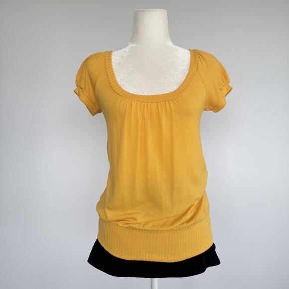 Pretty Good Tops - Pretty Good Blouse Womens M Yellow Scoop Neck Puff Sleeve Stretch Ribbed Hem Top
